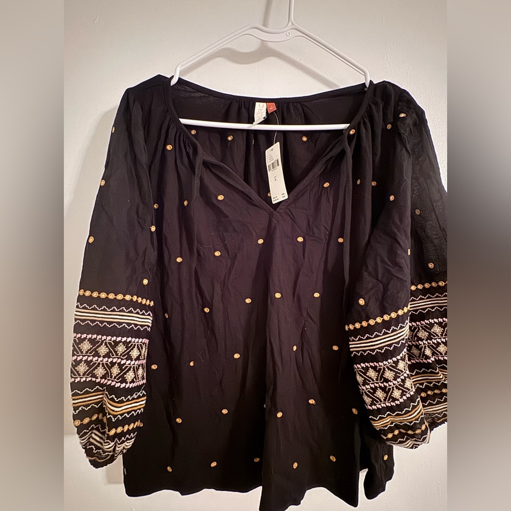 Anthropologie PILCRO Embroidered
Boho Blouse - Picture 4 of 7